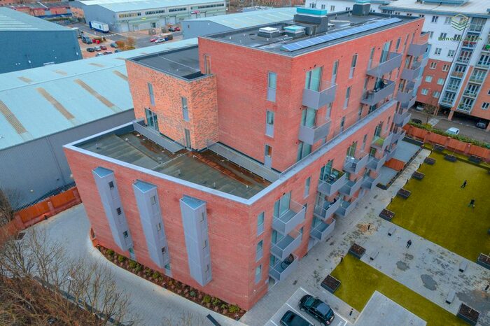 2 Bedroom Flat To Rent In The Metalworks, Petersfield Avenue, Slough, Berkshire, SL2