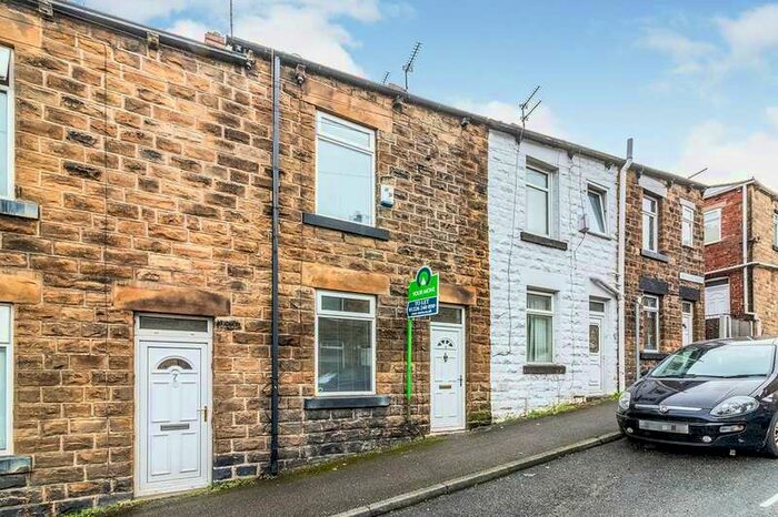 2 Bedroom House To Rent In Vernon Street, Barnsley, South Yorkshire, S71