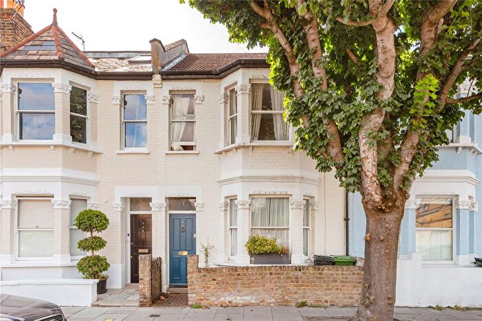 3 Bedroom Terraced House For Sale In Woodlawn Road, London, SW6
