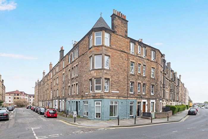 1 Bedroom Flat For Sale In / Marionville Road, Meadowbank, Edinburgh, EH7
