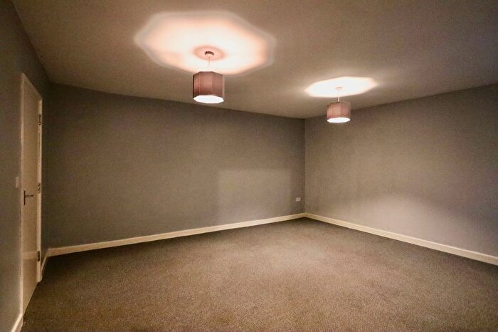 2 Bedroom Flat To Rent In Church Street, Ebbw Vale, NP23