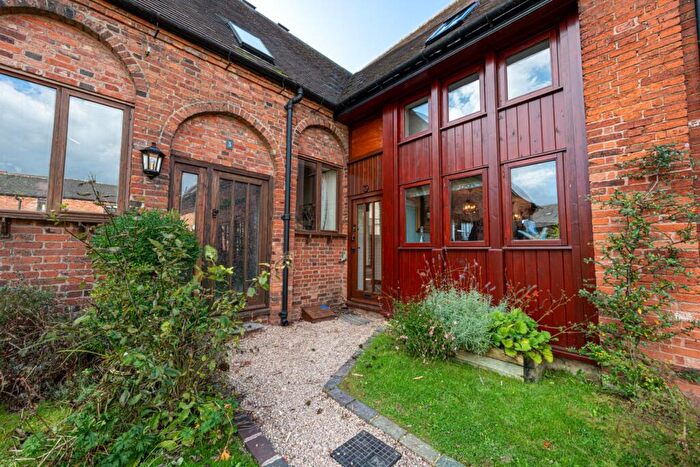 3 Bedroom Character Property For Sale In Coleshill Road, Ansley Common, Nuneaton, CV10