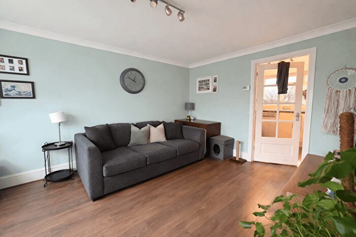 1 Bedroom Flat To Rent In London, CR5