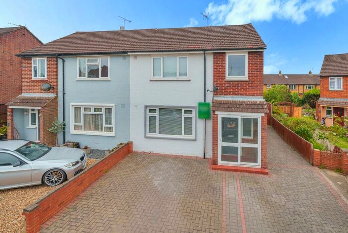 3 Bedroom Semi-Detached House To Rent In Baldreys, Farnham, Surrey, GU9