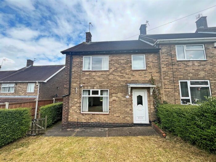 3 Bedroom End Of Terrace House To Rent In Trinstead Way, Bestwood Park, Nottingham, NG5
