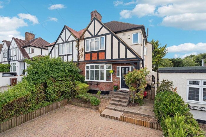 3 Bedroom Semi-Detached House For Sale In Little Bushey Lane, Bushey, WD23