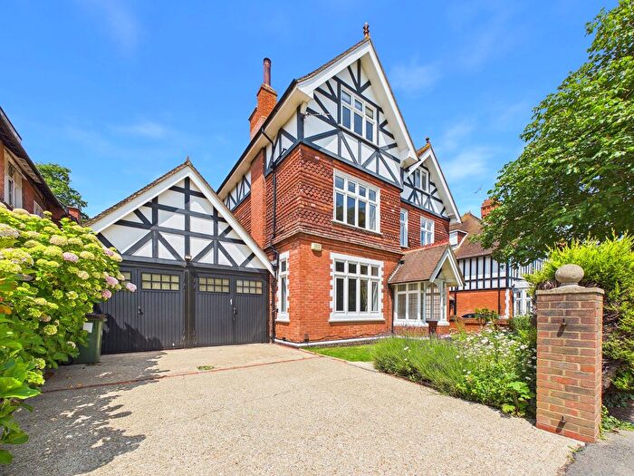 6 Bedroom Detached House For Sale In Radnor Park West, Folkestone, Kent, CT19