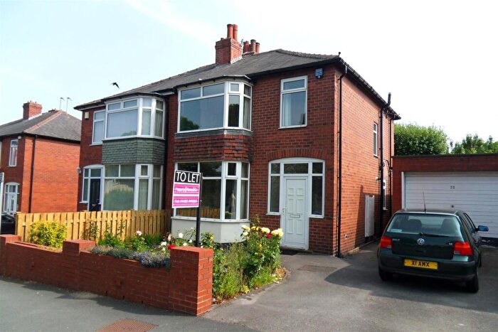 3 Bedroom Semi-Detached House To Rent In Godfrey Road, Skircoat Green, Halifax, HX3