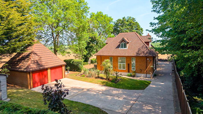 5 Bedroom Detached House For Sale In The Chase, Stoke Rochford Near Grantham, NG33