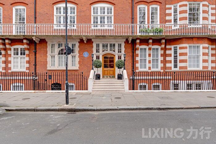 3 Bedroom Flat For Sale In Bedford Avenue, Fitzrovia, WC1B