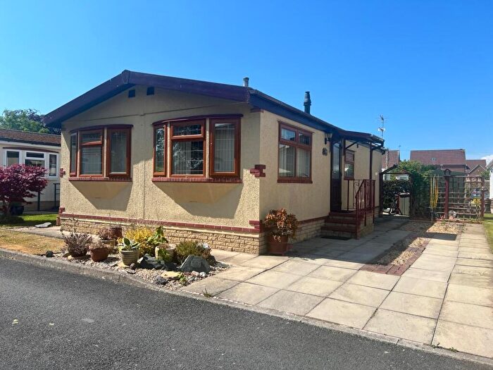 2 Bedroom Park Home For Sale In Lodge Park, Catterall Gates Lane, Catterall, Preston, PR3