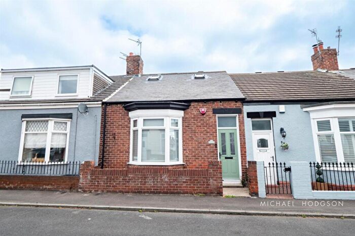 2 Bedroom Cottage For Sale In Laburnum Road, Fulwell, Sunderland, SR6