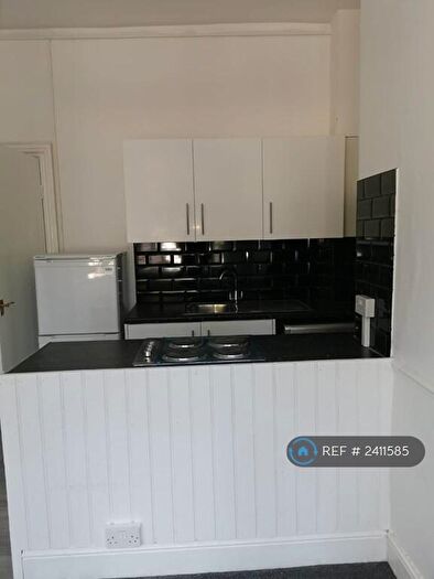 Studio To Rent In Colwyn Road, Northampton, NN1