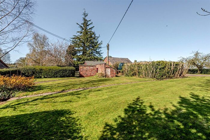 2 Bedroom Cottage To Rent In Rostherne Lane, Rostherne, Knutsford, WA16