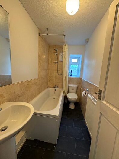 2 Bedroom Cottage To Rent In Cottage, Bolton Golf Club, Chorley New Road, Bolton, BL6