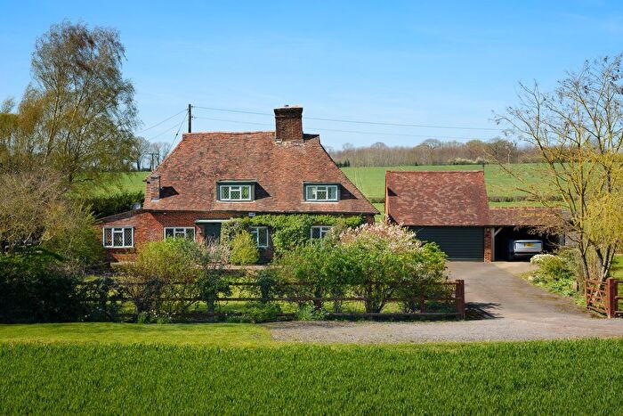 3 Bedroom Cottage For Sale In Little Chart, Ashford, TN27