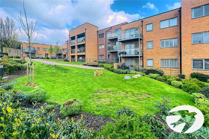 2 Bedroom Flat To Rent In Discovery Drive, Swanley, Kent, BR8