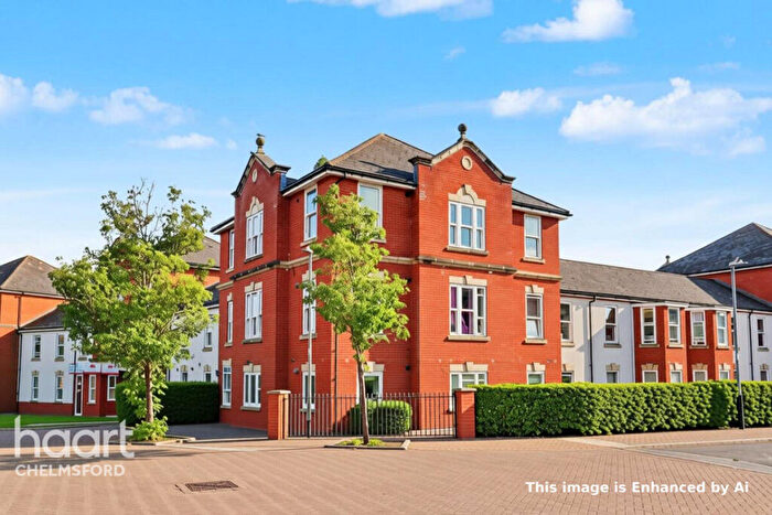 2 Bedroom Apartment For Sale In Fayrewood Drive, Chelmsford, CM3
