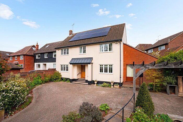 4 Bedroom Detached House For Sale In Ashdon Road, Saffron Walden, CB10