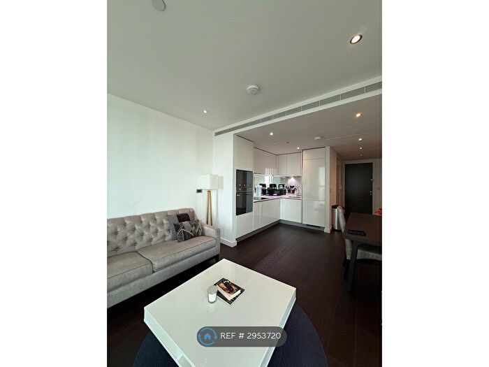 2 Bedroom Flat To Rent In Wandsworth Road, London, SW8