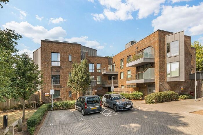 2 Bedroom Flat For Sale In Brondesbury Park, Brondesbury Park, NW6