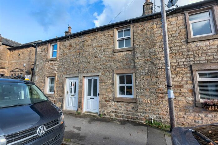 2 Bedroom Terraced House For Sale In Main Street, Hornby, Lancaster, LA2