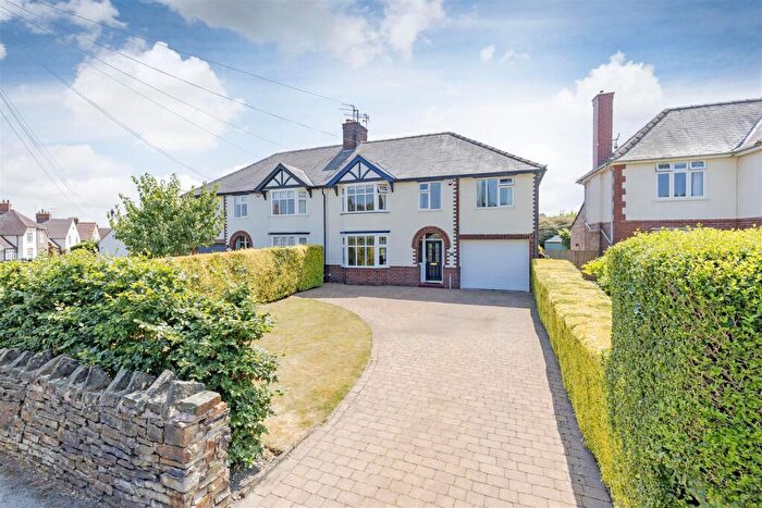 4 Bedroom Semi-Detached House For Sale In Vincent Crescent, Brampton, Chesterfield, S40
