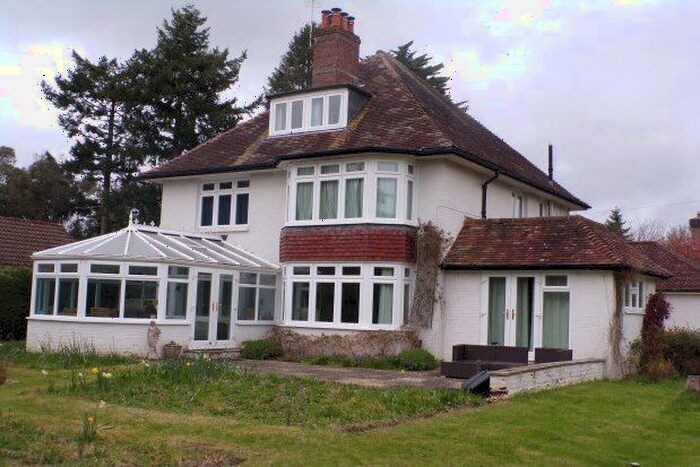 4 Bedroom Property To Rent In Pikes Hill Avenue, Lyndhurst, SO43