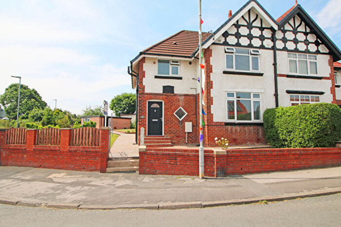 3 Bedroom Semi-Detached House For Sale In Preston Old Road, Freckleton, PR4