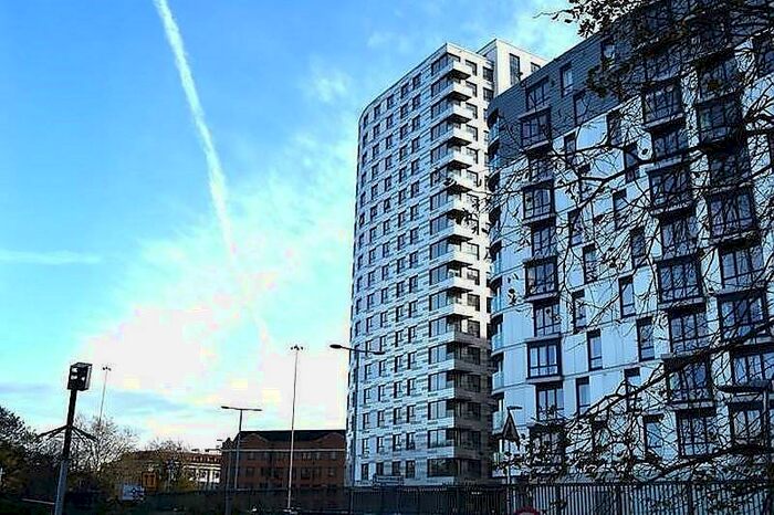 1 Bedroom Apartment To Rent In Hewitt, Alfred Street, Reading, RG1