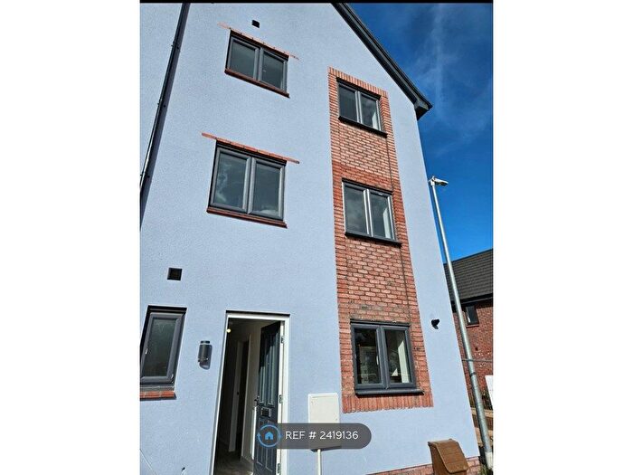 4 Bedroom Semi-Detached House To Rent In Baylis Gardens, Stoke Gifford, Bristol, BS34