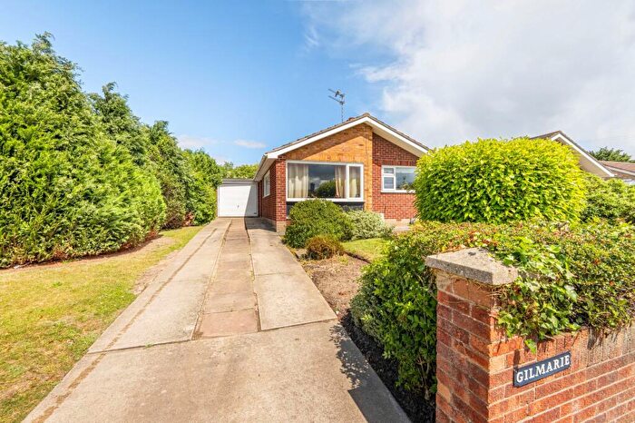 2 Bedroom Detached Bungalow For Sale In North Road, Hemsby, NR29