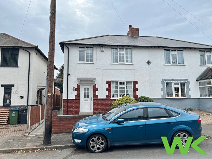 3 Bedroom Semi-Detached House For Sale In Graham Road, West Bromwich, B71