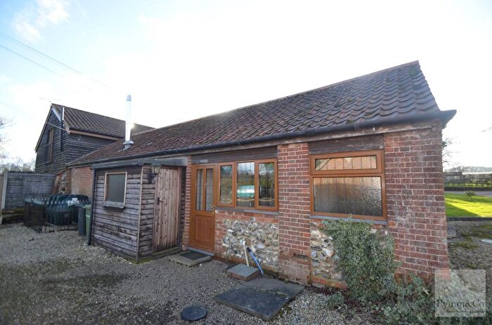 2 Bedroom Barn Conversion To Rent In Rotten Row, East Tuddenham, NR20