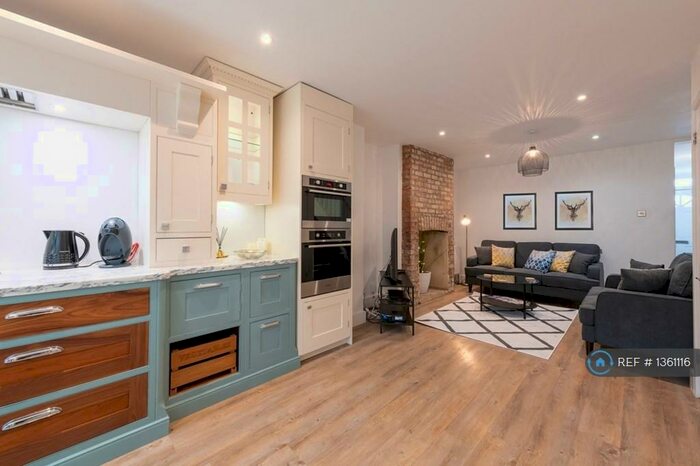 3 Bedroom End Of Terrace House To Rent In Temple Street, Oxford, OX4