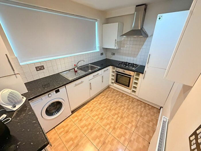 2 Bedroom Flat To Rent In Studley Drive, Ilford, IG4