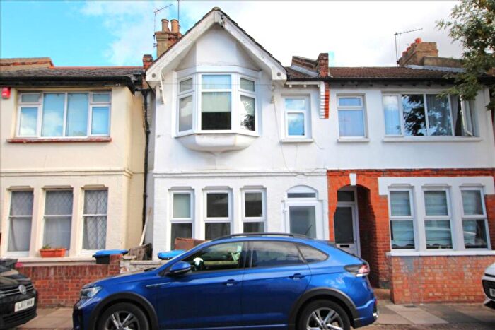 3 Bedroom House To Rent In Winchester Road, Edmonton, London, N9