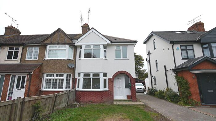 4 Bedroom Semi-detached House To Rent In Astwick Avenue, Hatfield, AL10