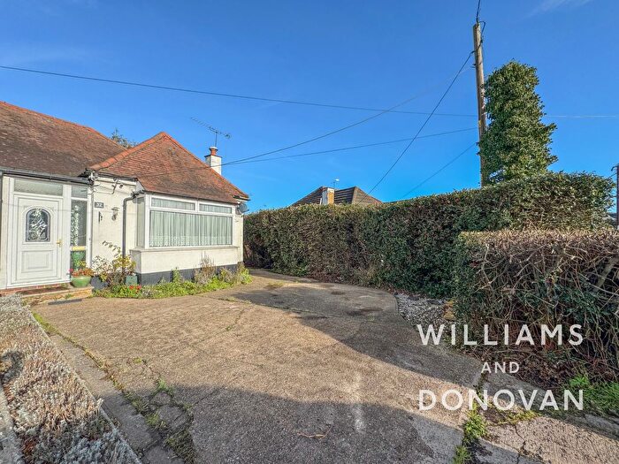 2 Bedroom Semi-Detached House For Sale In Aldermans Hill, Hockley, SS5