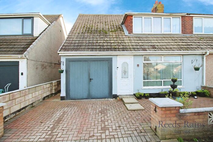 3 Bedroom Bungalow For Sale In Foryd Road, Kinmel Bay, Conwy, LL18
