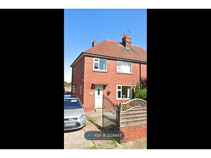 3 Bedroom Semi-Detached House To Rent In Quaker Close, Wath-Upon-Dearne, Rotherham, S63