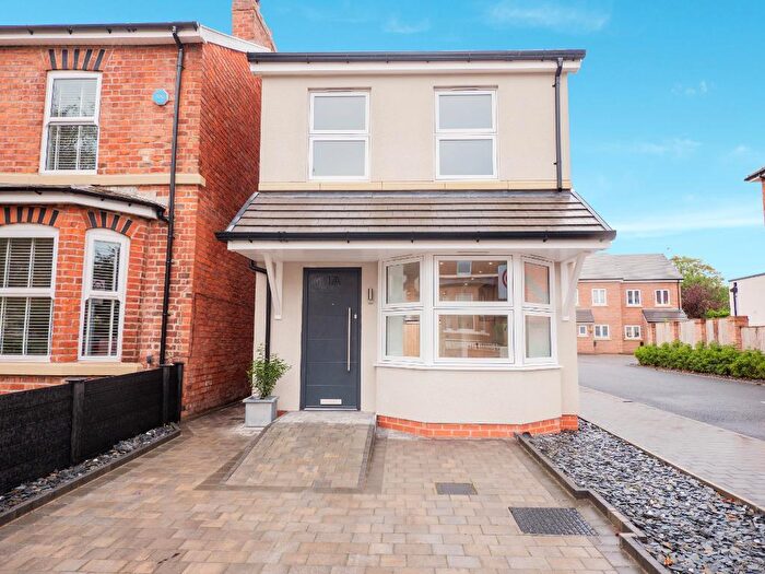 3 Bedroom Detached House For Sale In St Peters Road, Birkdale, Southport, Merseyside, PR8