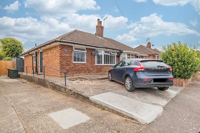 2 Bedroom Bungalow For Sale In Tadworth Road, Kennington, Ashford, Kent, TN24