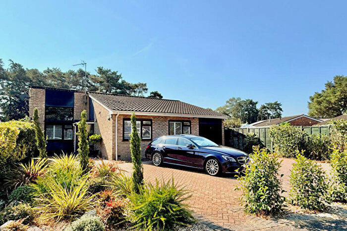 3 Bedroom Detached Bungalow For Sale In St. Leonards, BH24