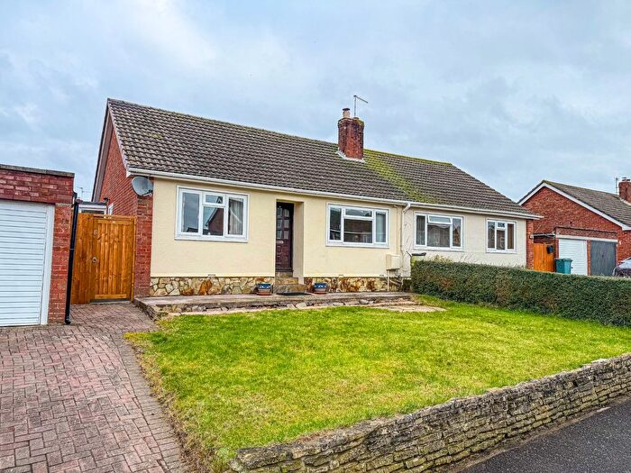 3 Bedroom Semi Detached Bungalow For Sale In Sunnybrow Close, North Petherton, Bridgwater, Somerset, TA6
