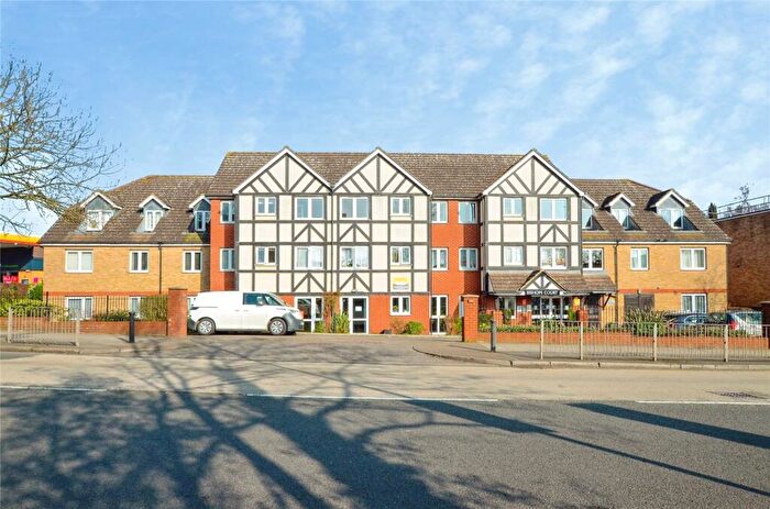 1 Bedroom Apartment For Sale In Bishops Court (Wembley), Wembley, HA0