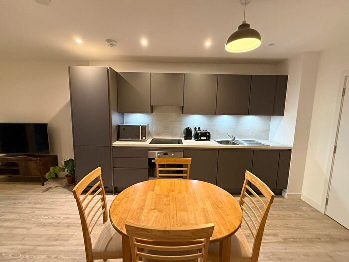 1 Bedroom Flat To Rent In Thunderer Street, E13