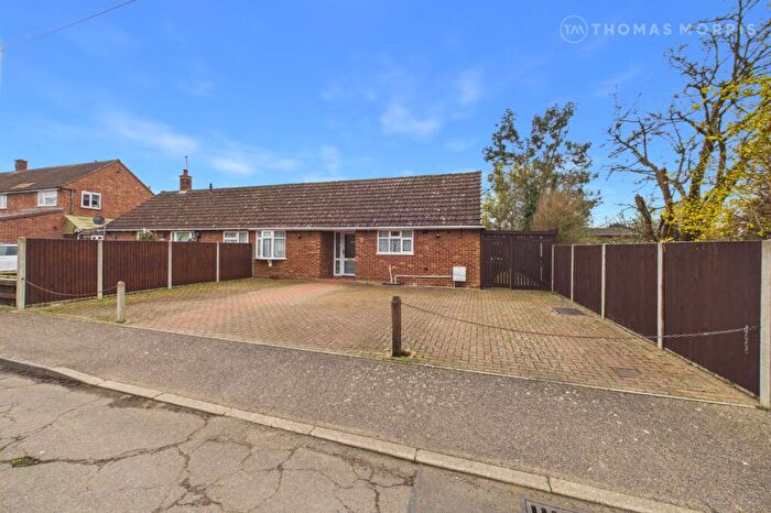 2 Bedroom Bungalow For Sale In Wantage Gardens, Little Paxton, St. Neots, Cambridgeshire, PE19