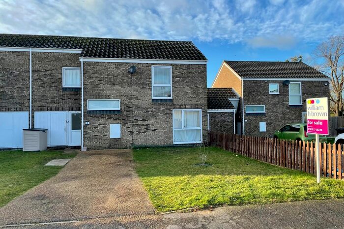 3 Bedroom Terraced House For Sale In Radcliffe Road, Raf Lakenheath, Brandon IP27