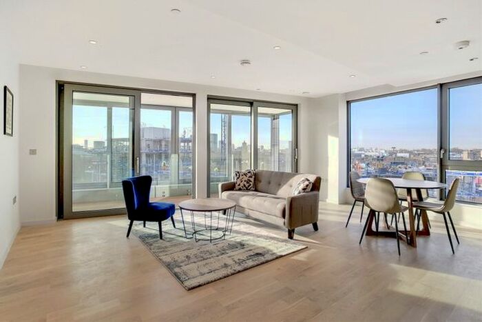 2 Bedroom Flat To Rent In Camley Street, London, N1C